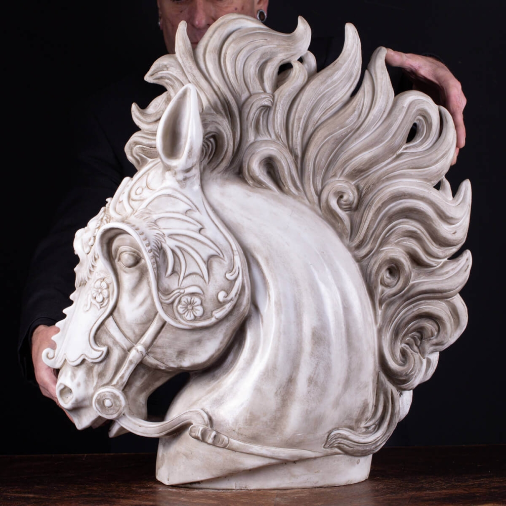 大理石と三頭の馬 (Marble and Tri-Horses) Meaning of Large Marble Horse Statue - Trevi Marble Sculpture